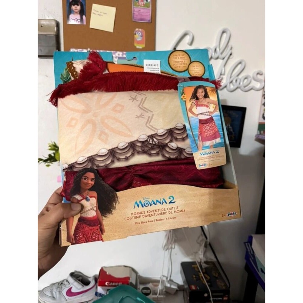 Costume Moana 2, size4-6 girls
